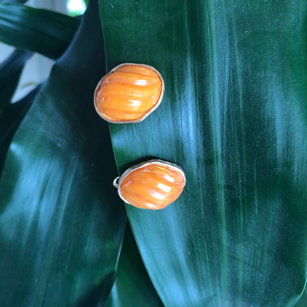 Vintage orange swirl earrings
